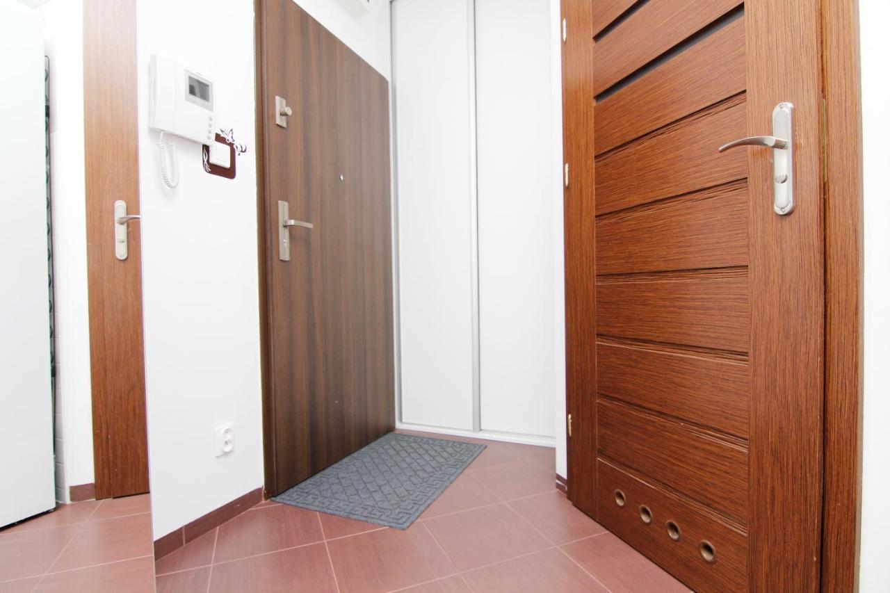 Blue River - Klimasa - Taras - Private Apartment Вроцлав Экстерьер фото